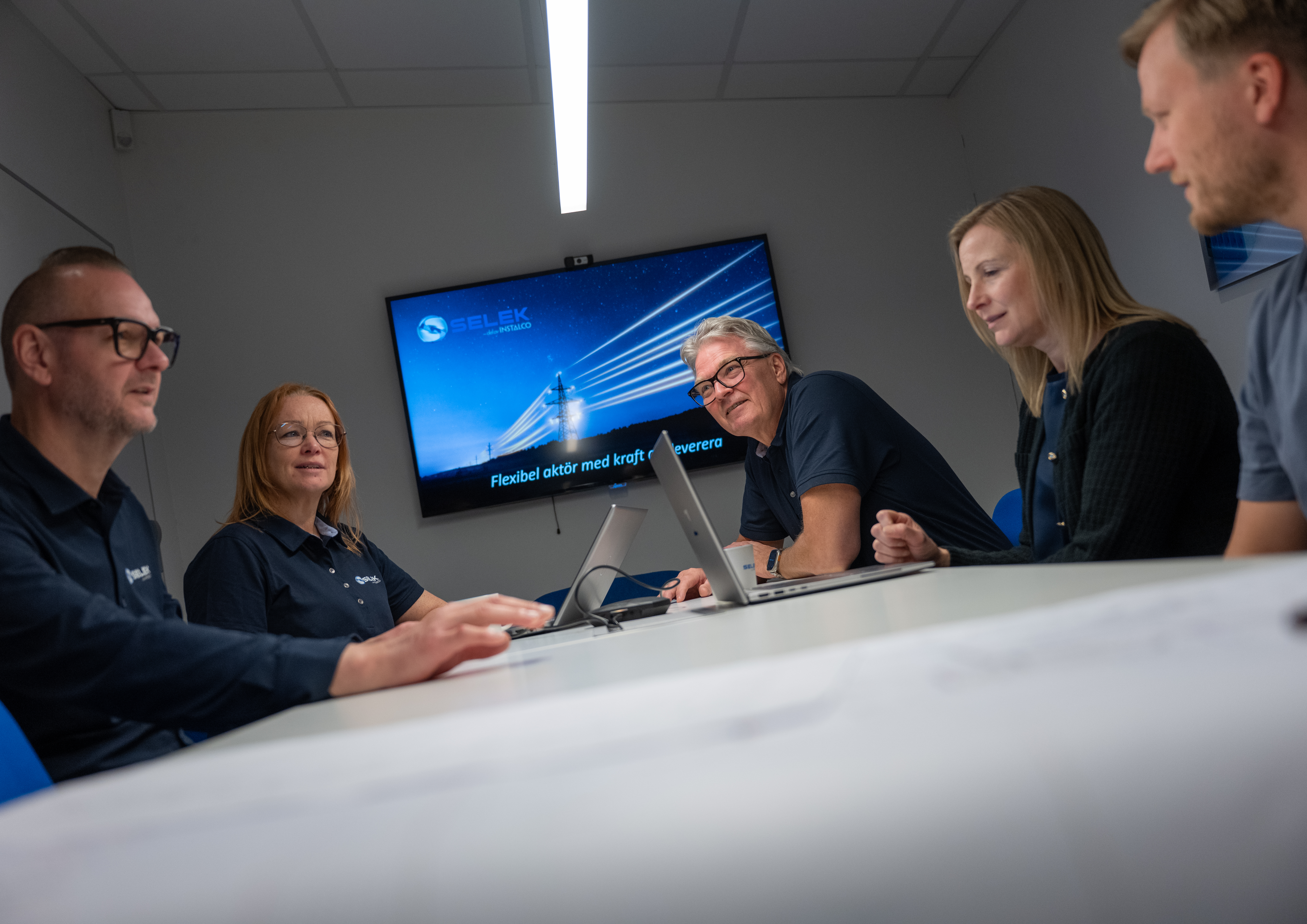 Projektledning & projektering mot industri.jpg